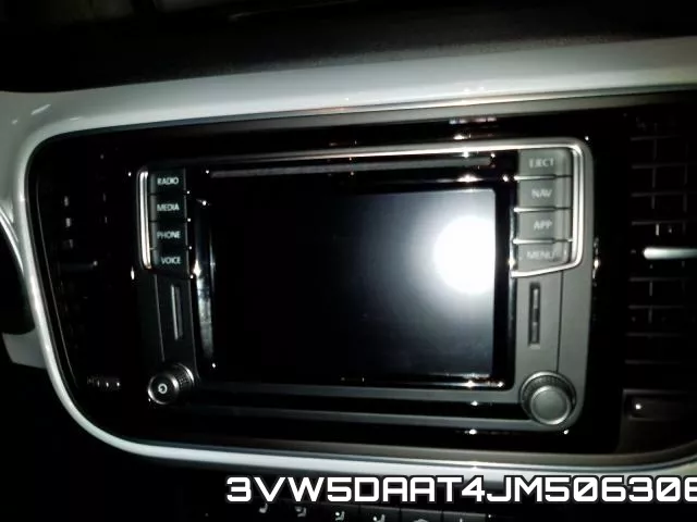 3VW5DAAT4JM506306 фото 10