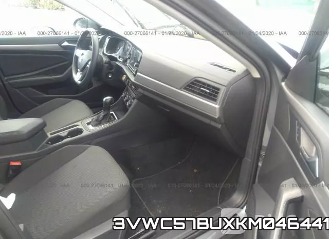 3VWC57BUXKM046441 фото 6