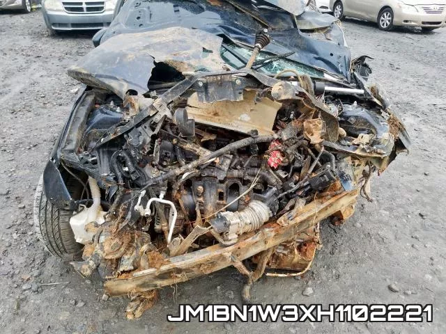 JM1BN1W3XH1102221 фото 8
