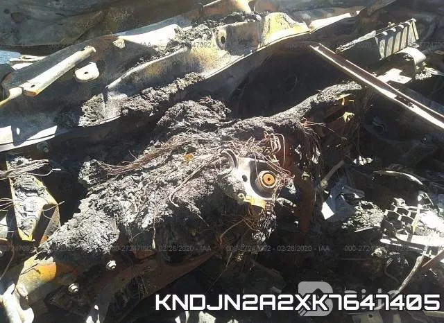 KNDJN2A2XK7647405 фото 8
