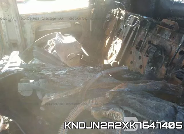 KNDJN2A2XK7647405 фото 9