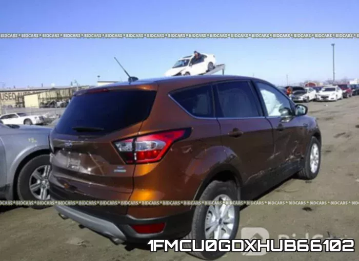 1FMCU0GDXHUB66102 фото 5