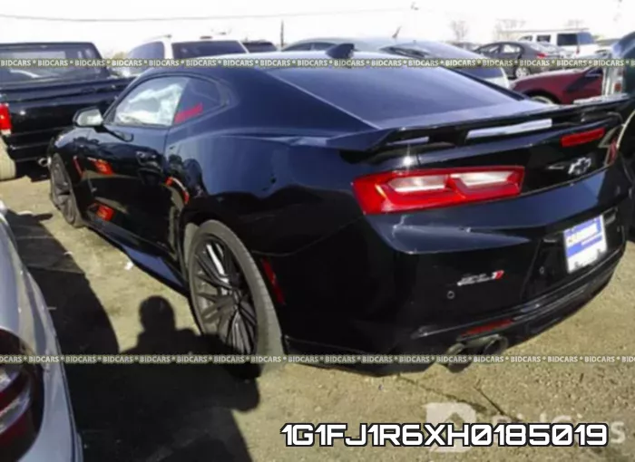 1G1FJ1R6XH0185019 фото 4