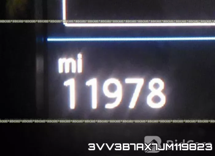 3VV3B7AX7JM119823 фото 8