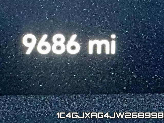 1C4GJXAG4JW268998 фото 9