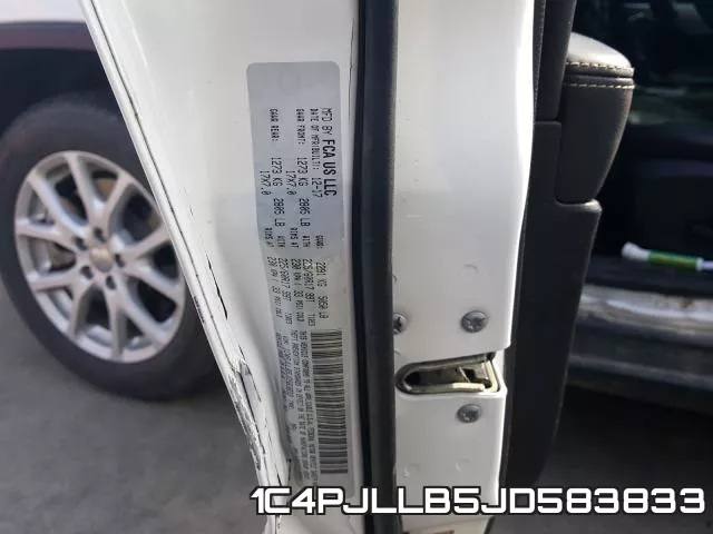 1C4PJLLB5JD583833 фото 2