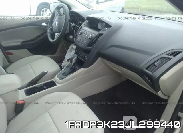 1FADP3K23JL299440 фото 6