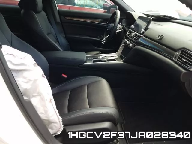 1HGCV2F37JA028340 фото 6