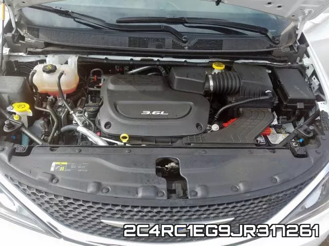 2C4RC1EG9JR317261 фото 8