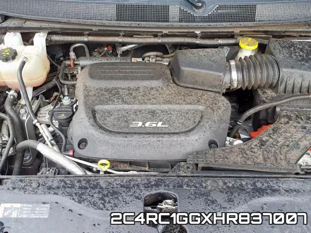 2C4RC1GGXHR837007 фото 8