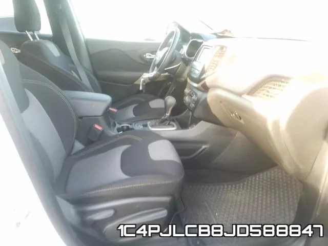 1C4PJLCB8JD588847 фото 6