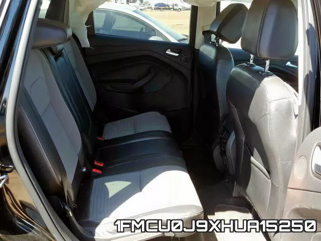 1FMCU0J9XHUA15250 фото 7