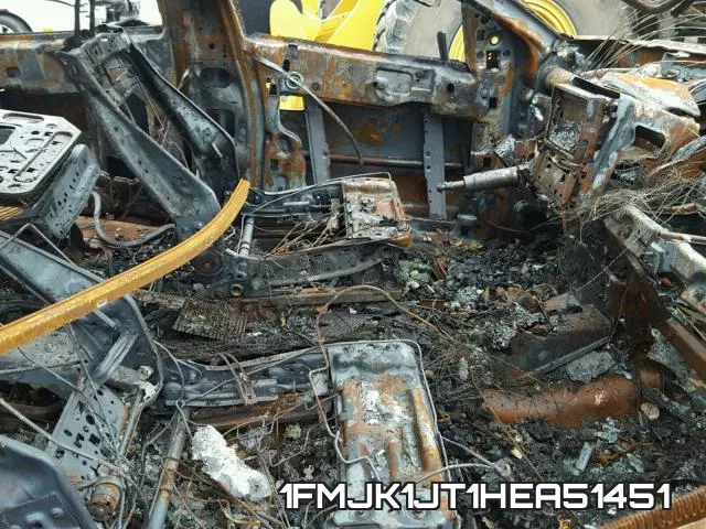 1FMJK1JT1HEA51451 фото 6
