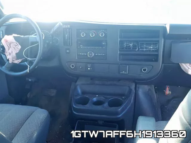 1GTW7AFF6H1913360 фото 10