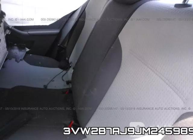 3VW2B7AJ9JM245989 фото 9