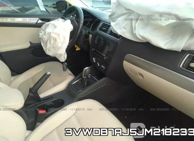 3VWDB7AJ5JM218233 фото 6