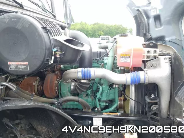 4V4NC9EH9KN200580 фото 8