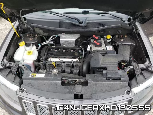 1C4NJCEAXHD130555 фото 8