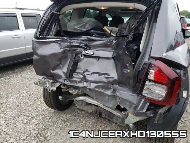 1C4NJCEAXHD130555 фото 10