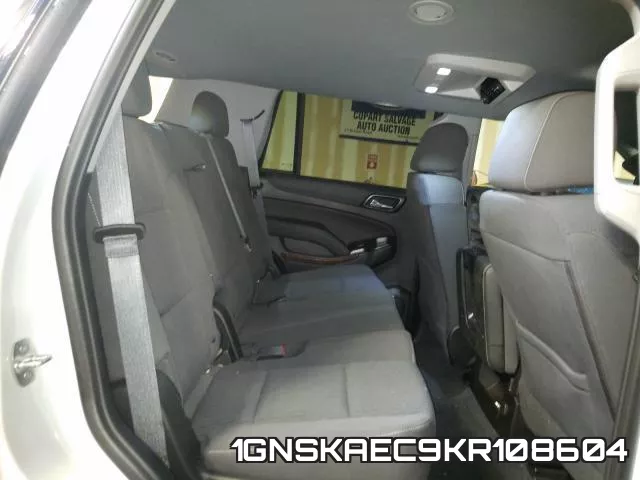 1GNSKAEC9KR108604 фото 7
