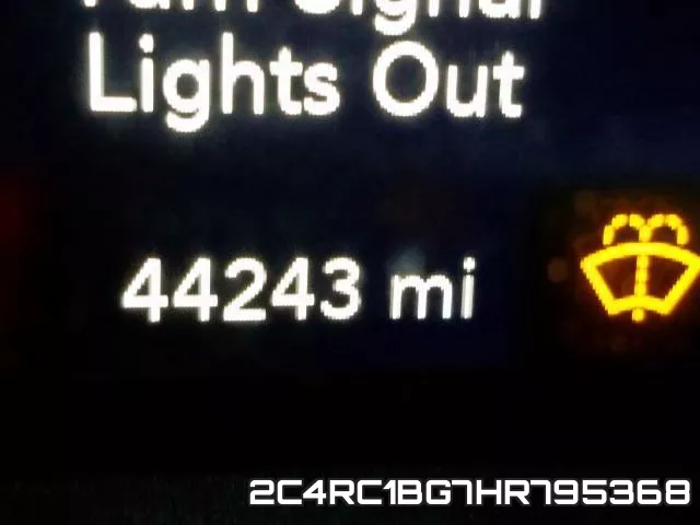 2C4RC1BG7HR795368 фото 9