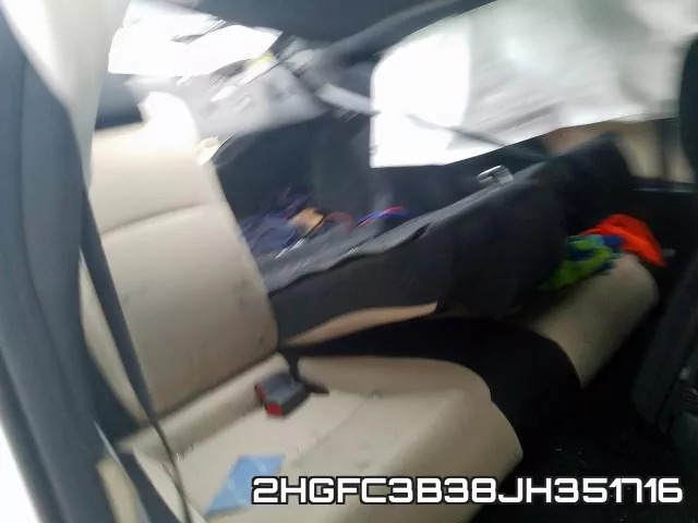 2HGFC3B38JH351716 фото 7