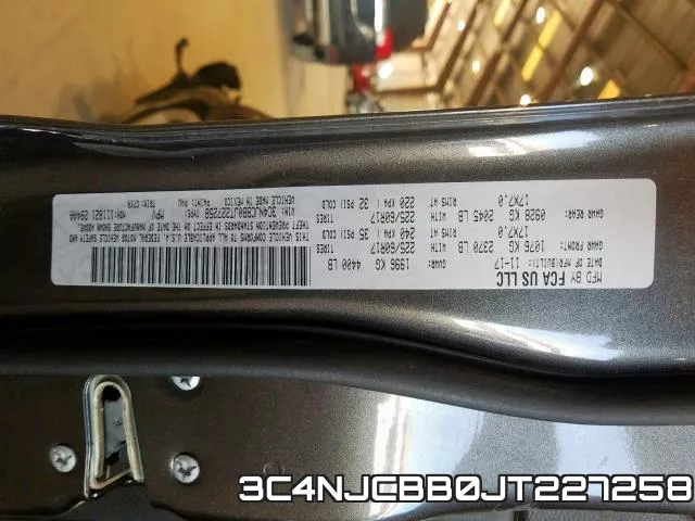 3C4NJCBB0JT227258 фото 2