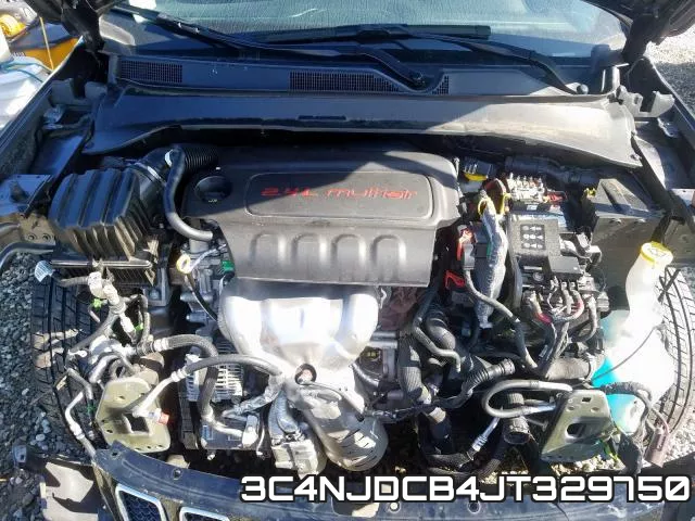 3C4NJDCB4JT329750 фото 8