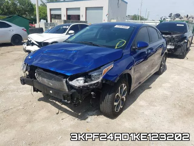 3KPF24AD1KE123202 фото 3