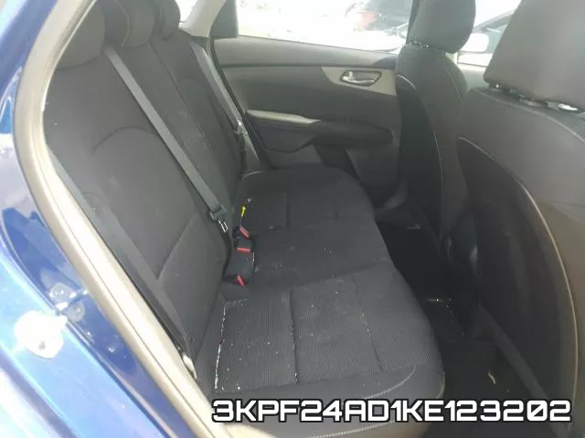 3KPF24AD1KE123202 фото 7