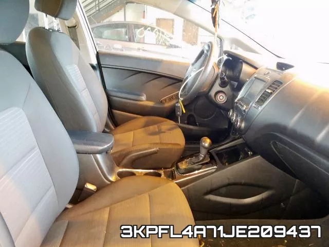 3KPFL4A71JE209437 фото 6