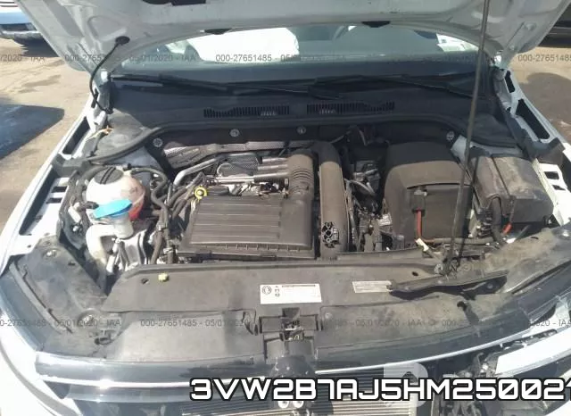 3VW2B7AJ5HM250021 фото 2