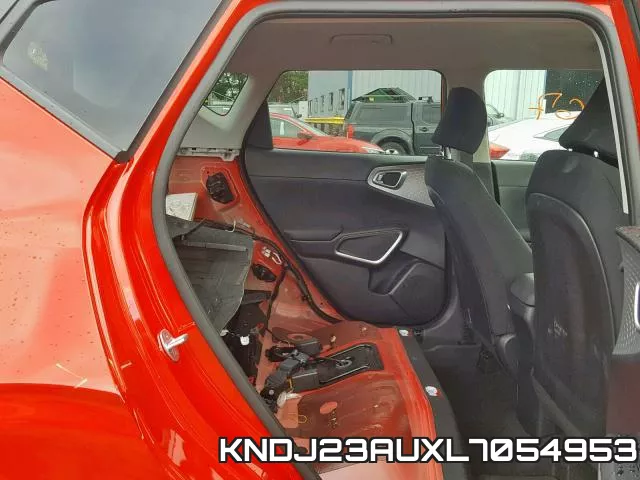 KNDJ23AUXL7054953 фото 7