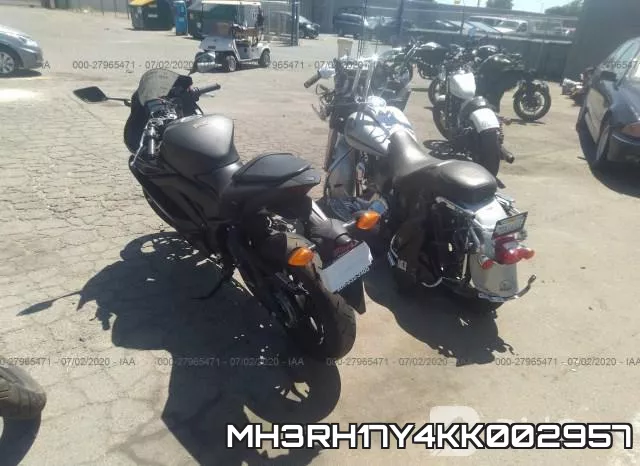 MH3RH17Y4KK002957 фото 4