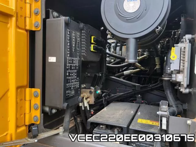 VCEC220EE00310675 фото 10