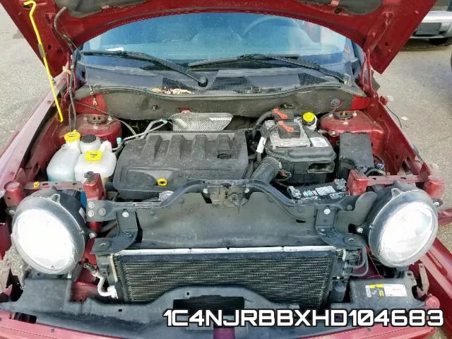 1C4NJRBBXHD104683 фото 8