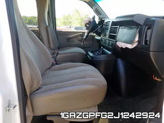 1GAZGPFG2J1242924 фото 6
