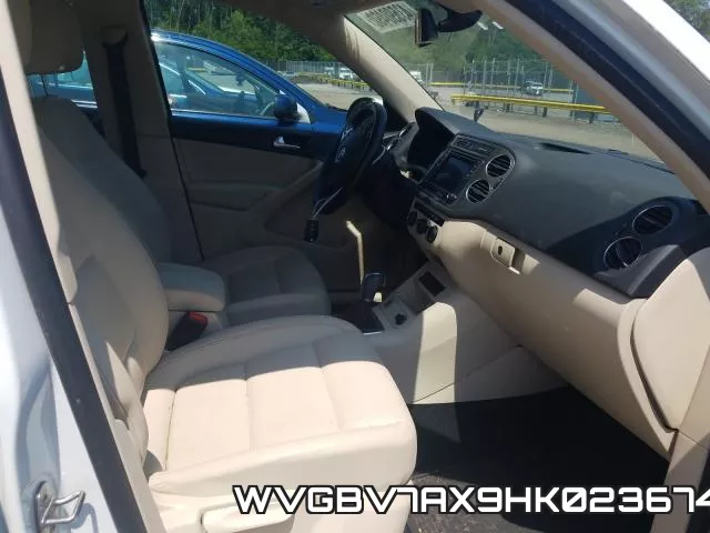 WVGBV7AX9HK023674 фото 6