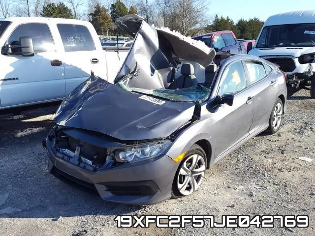 19XFC2F57JE042769 фото 3