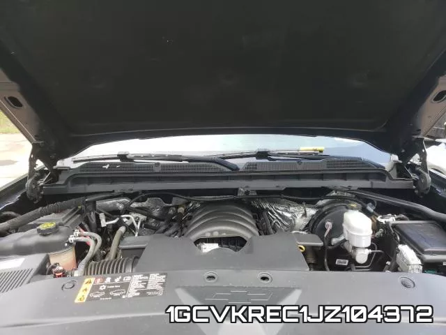 1GCVKREC1JZ104372 фото 8