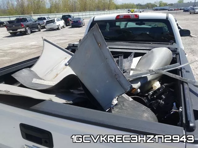 1GCVKREC3HZ172943 фото 10