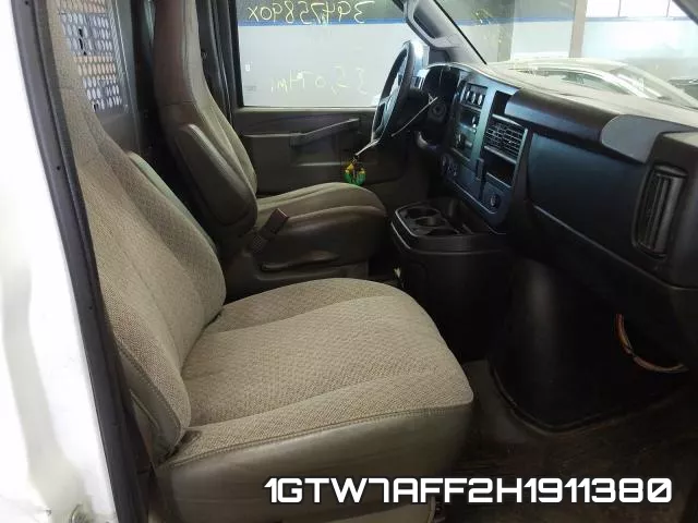 1GTW7AFF2H1911380 фото 6