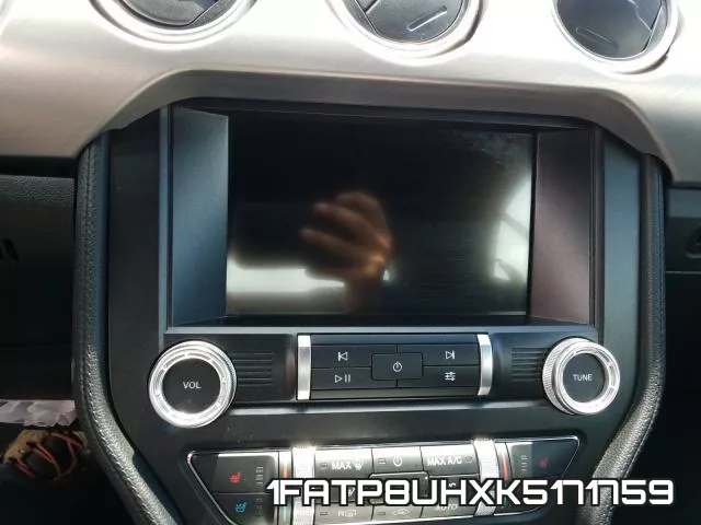 1FATP8UHXK5171759 фото 10
