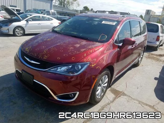 2C4RC1BG9HR613623 фото 3