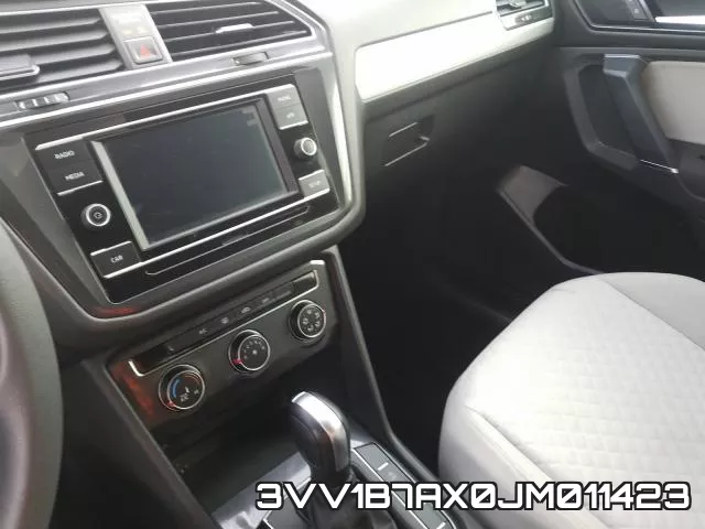 3VV1B7AX0JM011423 фото 10