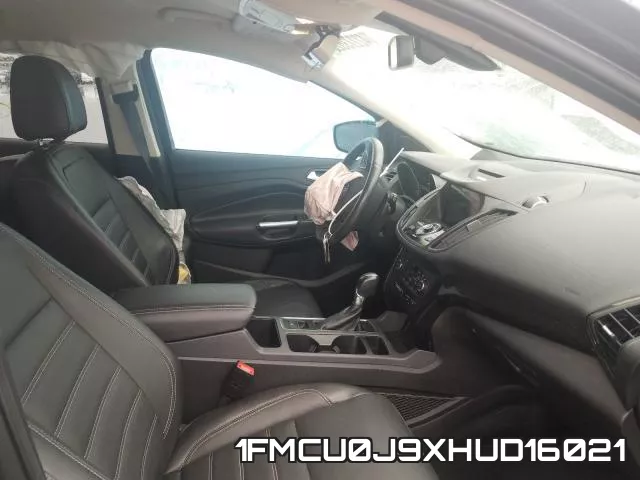 1FMCU0J9XHUD16021 фото 6