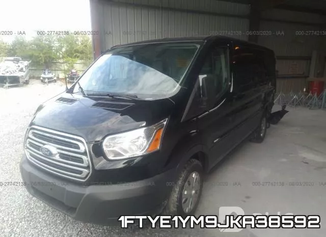1FTYE1YM9JKA38592 фото 3