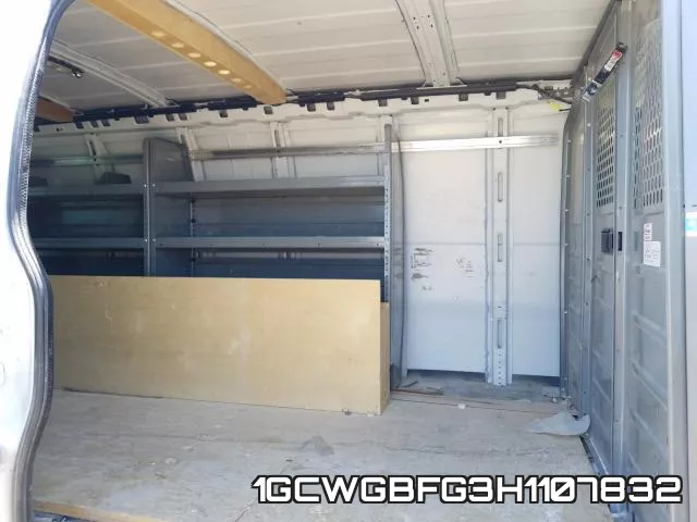 1GCWGBFG3H1107832 фото 7