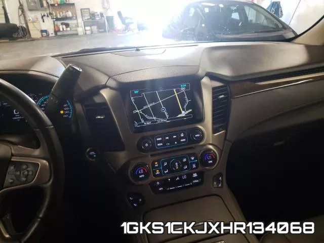 1GKS1CKJXHR134068 фото 10