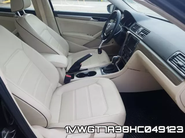 1VWGT7A38HC049123 фото 6
